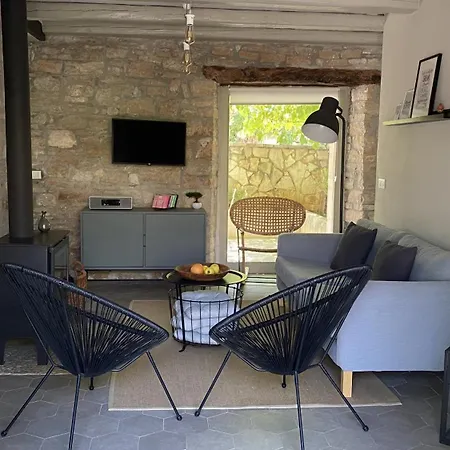 Vila Kalu In Istria For 6 People With Private Pool Mrgani